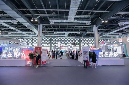 茅臺(tái)集團(tuán)亮相中國品牌發(fā)展國際論壇，以“一盤棋”姿態(tài)展家族風(fēng)采